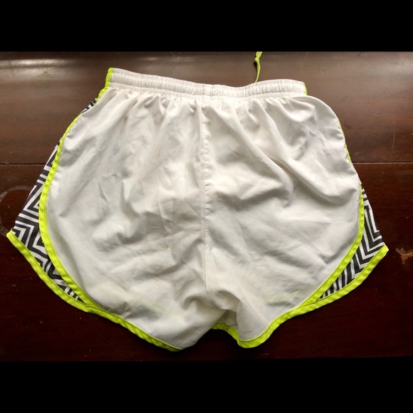 Nike Short Bundle - Picture 2 of 5